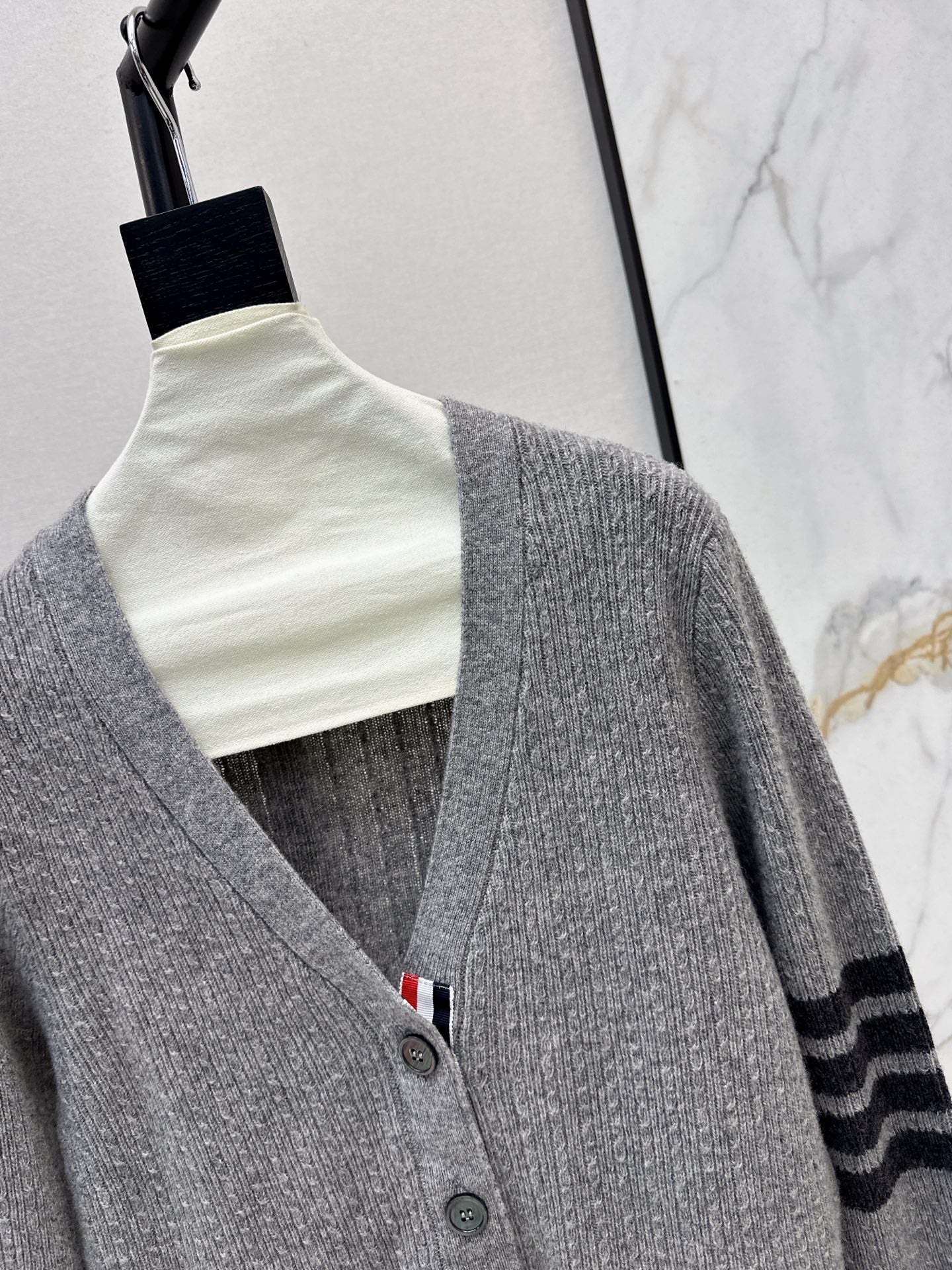 Thom NEW V-neck wool cardigan