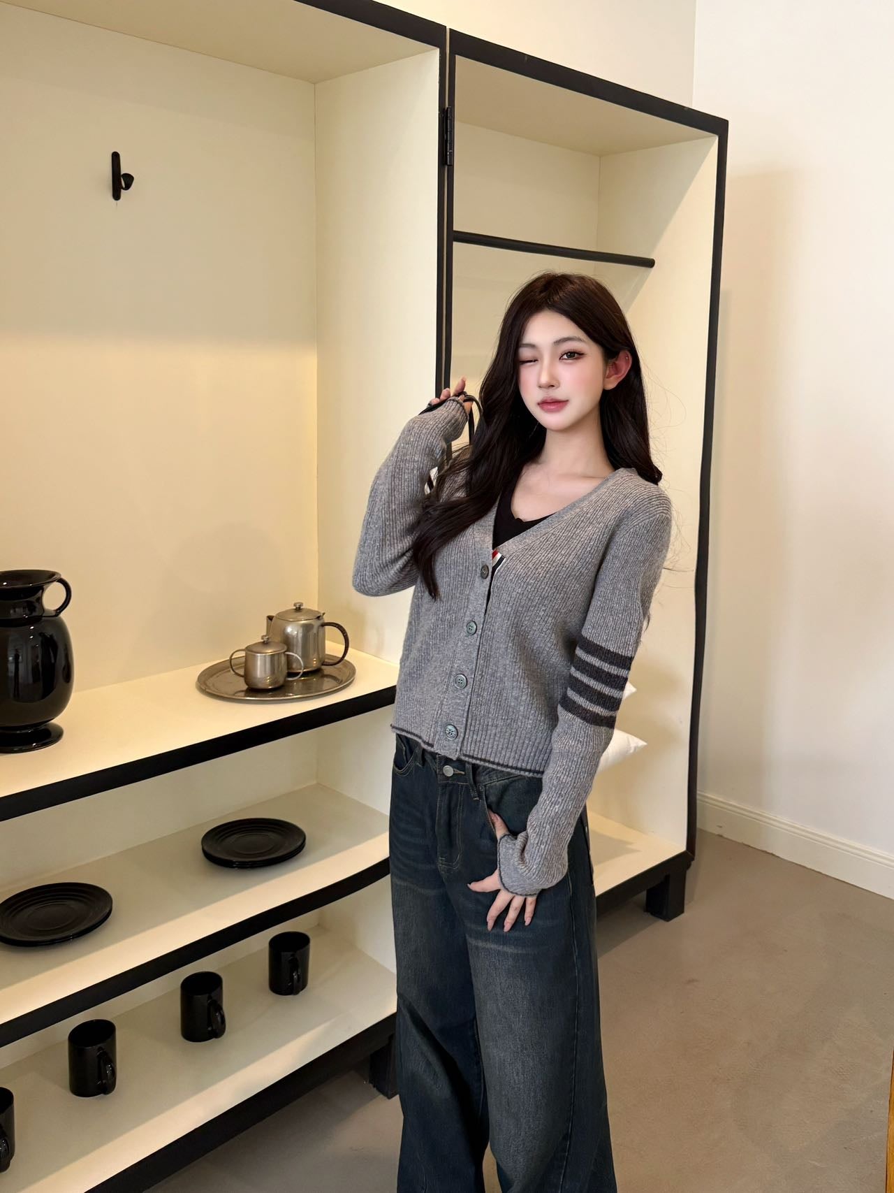 Thom NEW V-neck wool cardigan