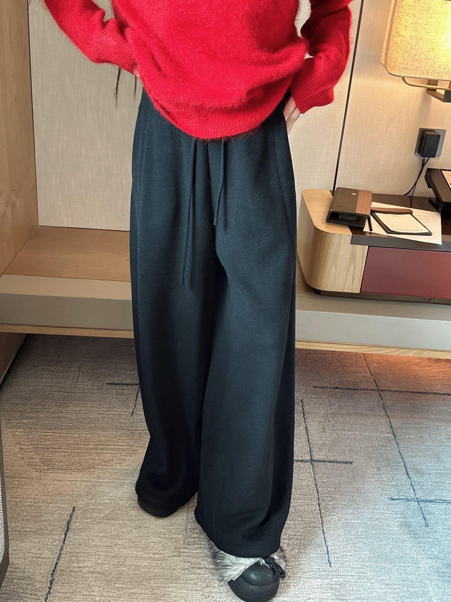 Brune NEW Straight pants