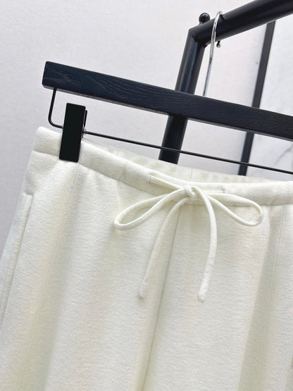 Brune NEW Straight pants