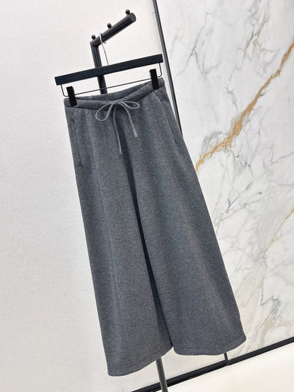 Brune NEW Straight pants