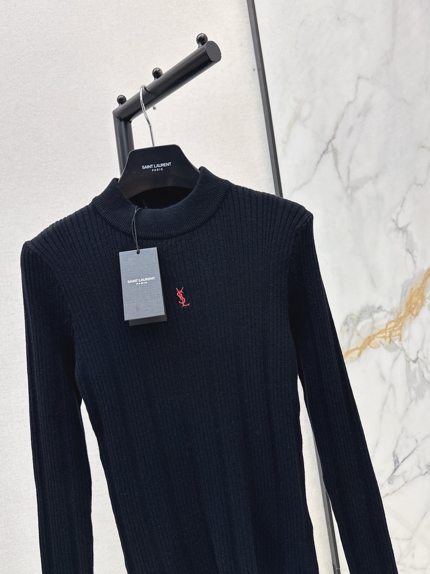 Saint NEW Knitted base sweater