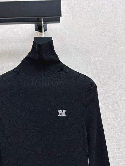 Max NEW turtleneck base layer