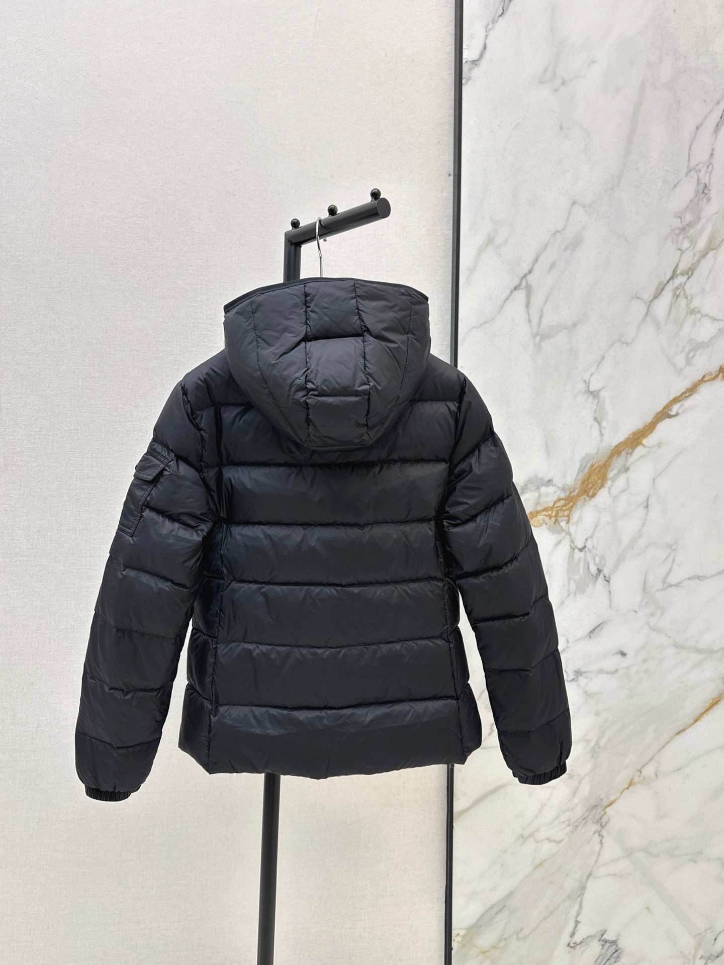 MONC NEW Hooded down jacket