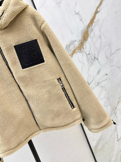 Loe NEW Lambswool coat