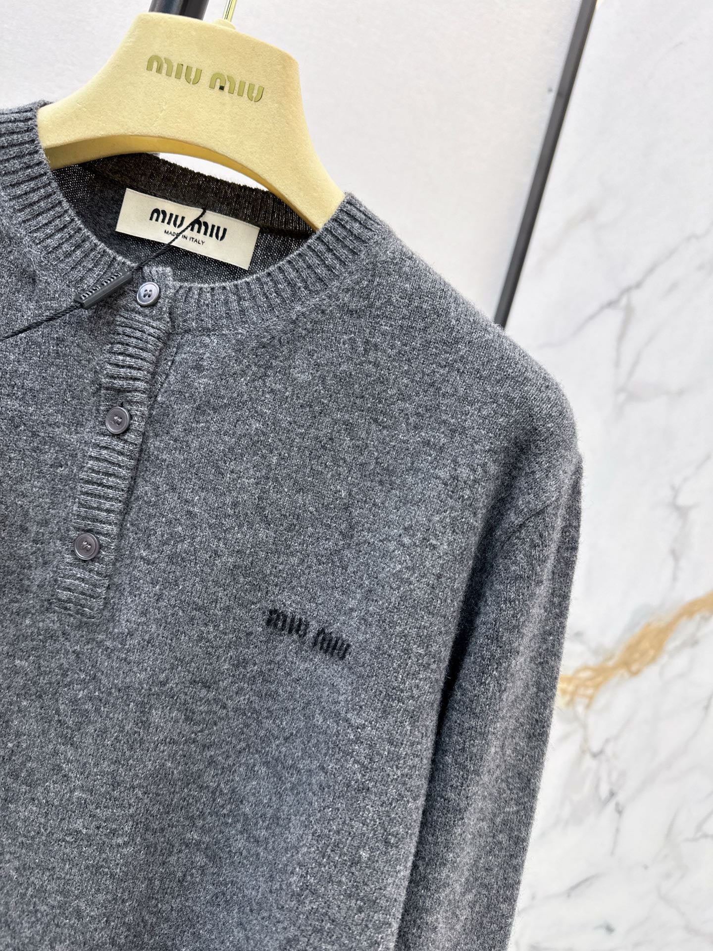 Miu NEW Cashmere sweater