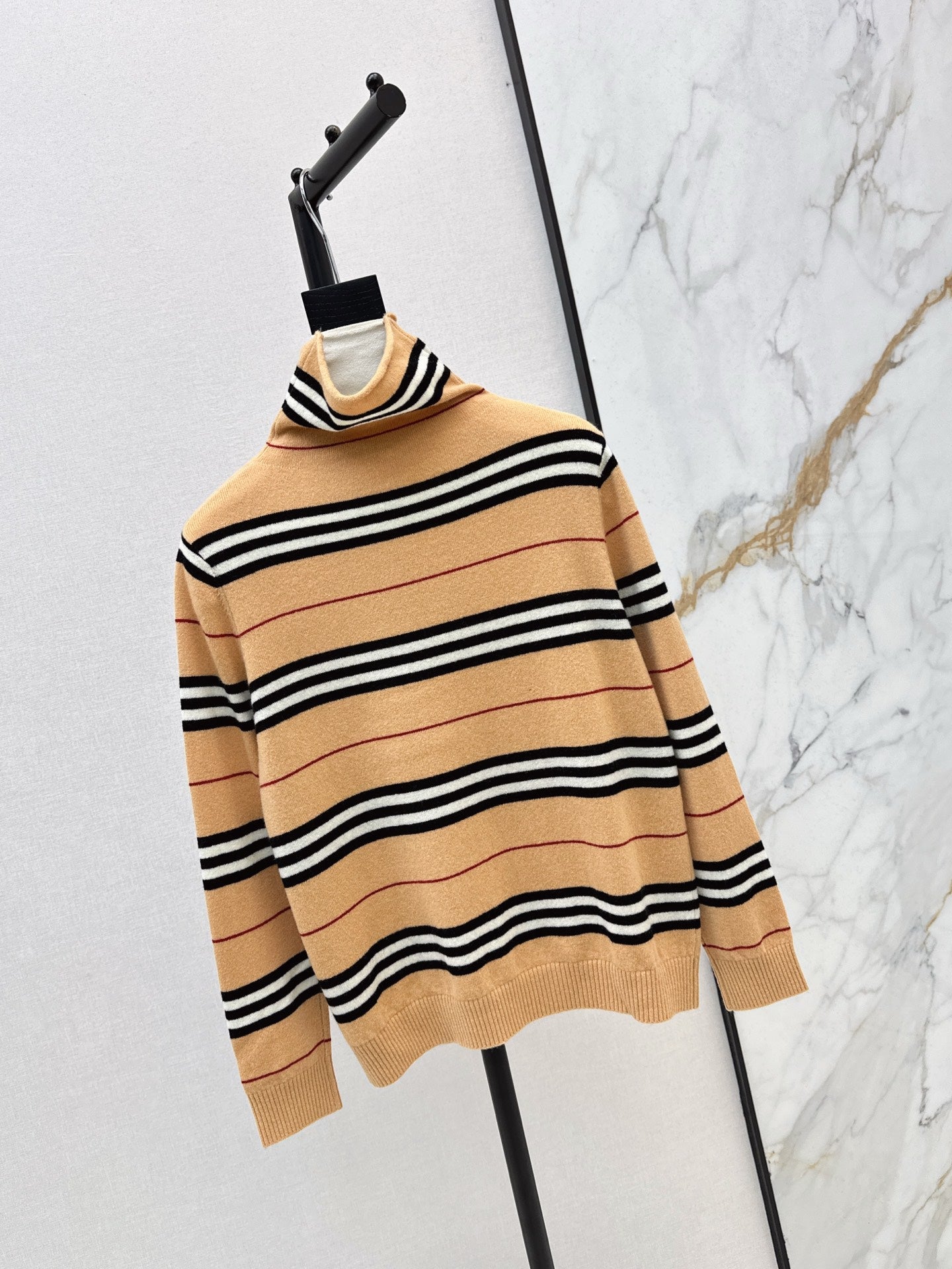 Bur NEW Striped turtleneck base layer