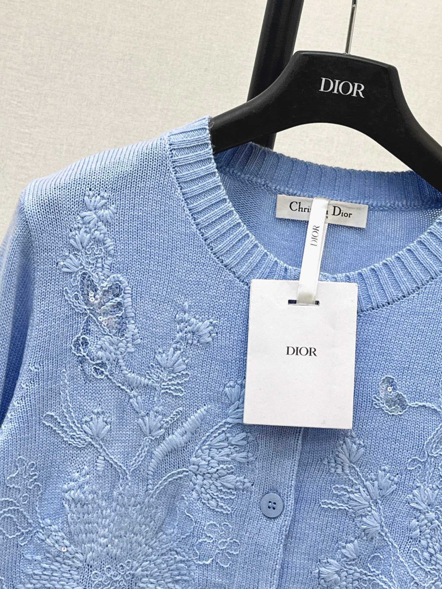 CD NEW crew neck cardigan