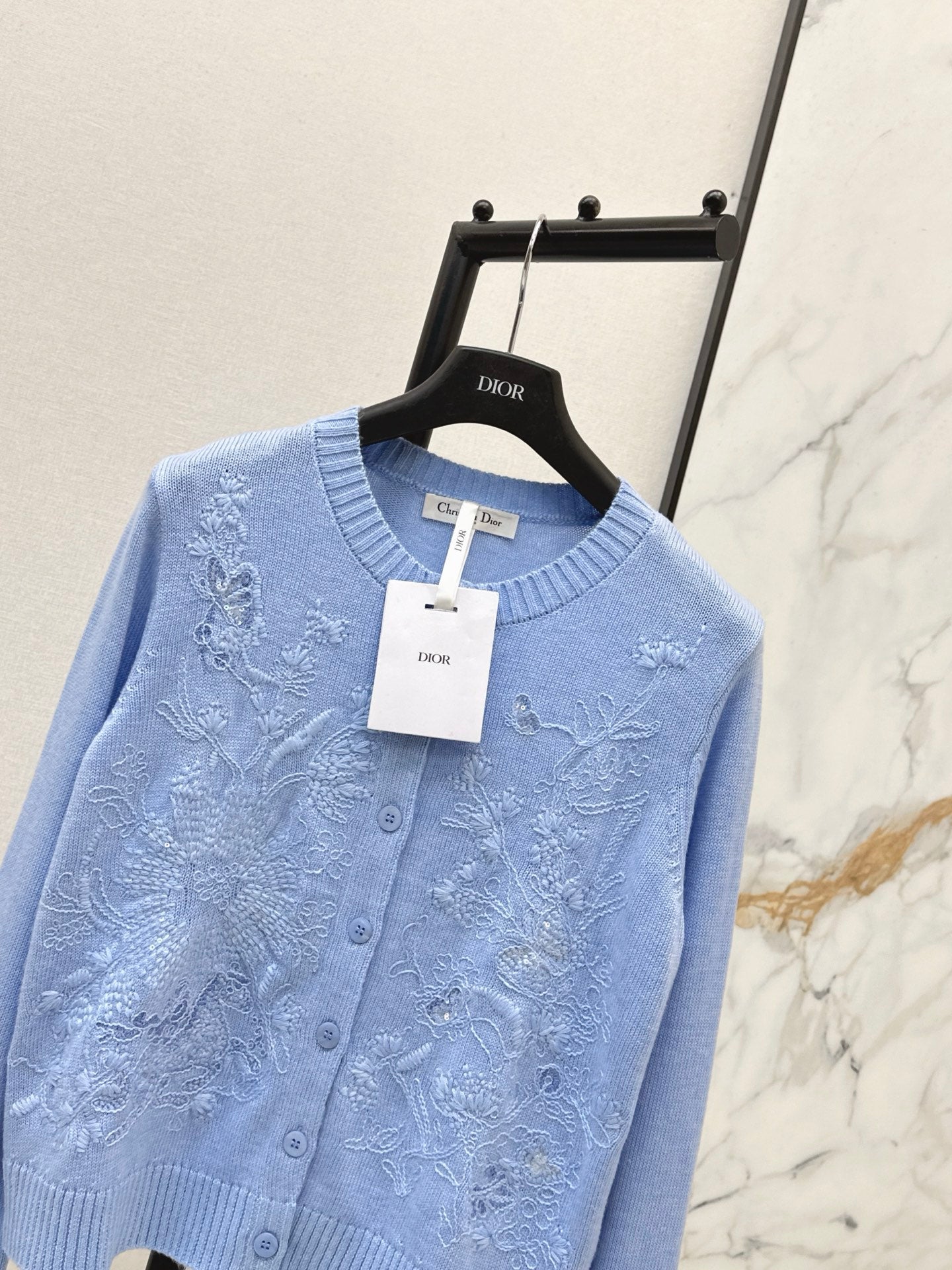 CD NEW crew neck cardigan