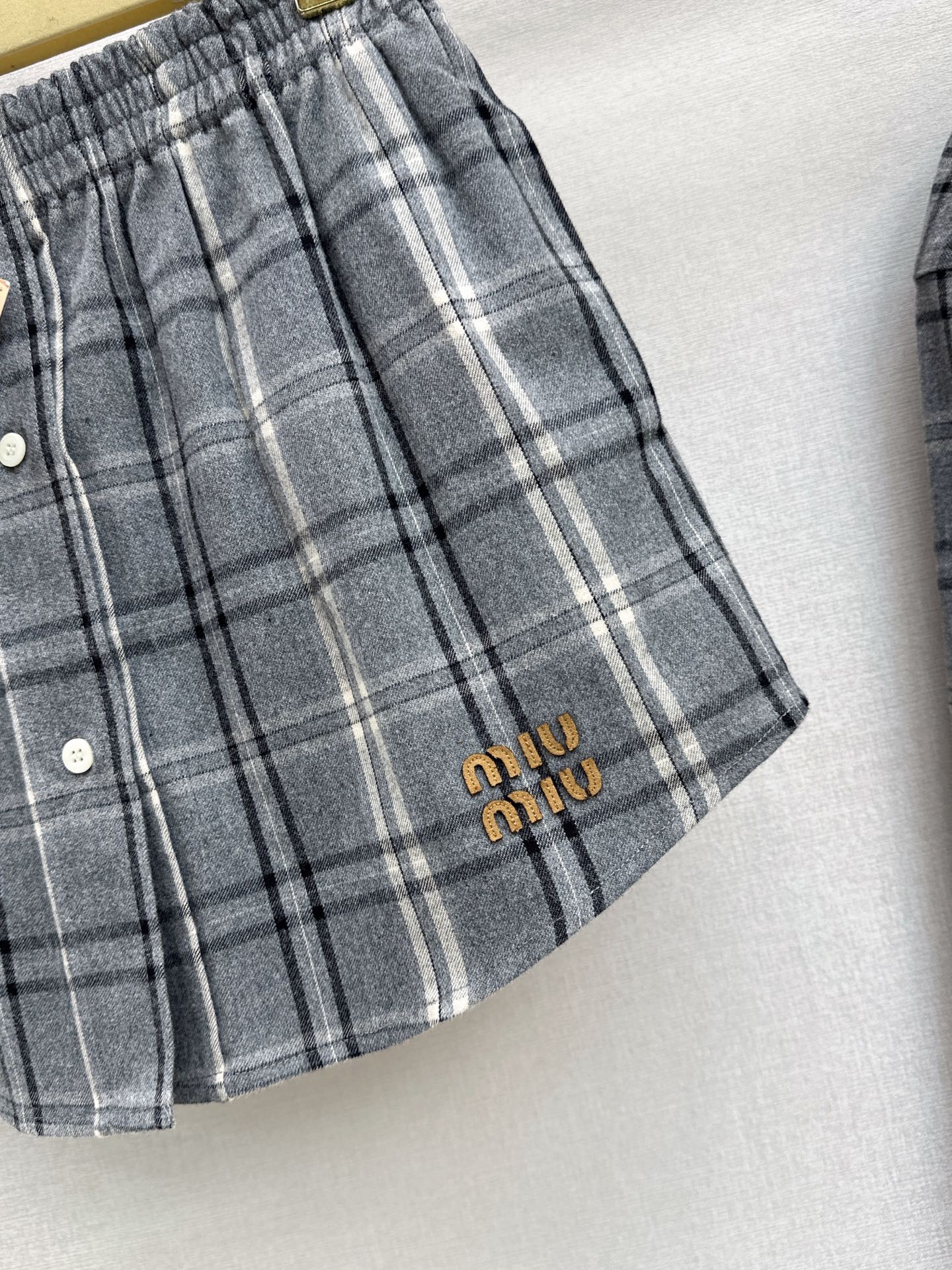 CD NEW plaid skirt