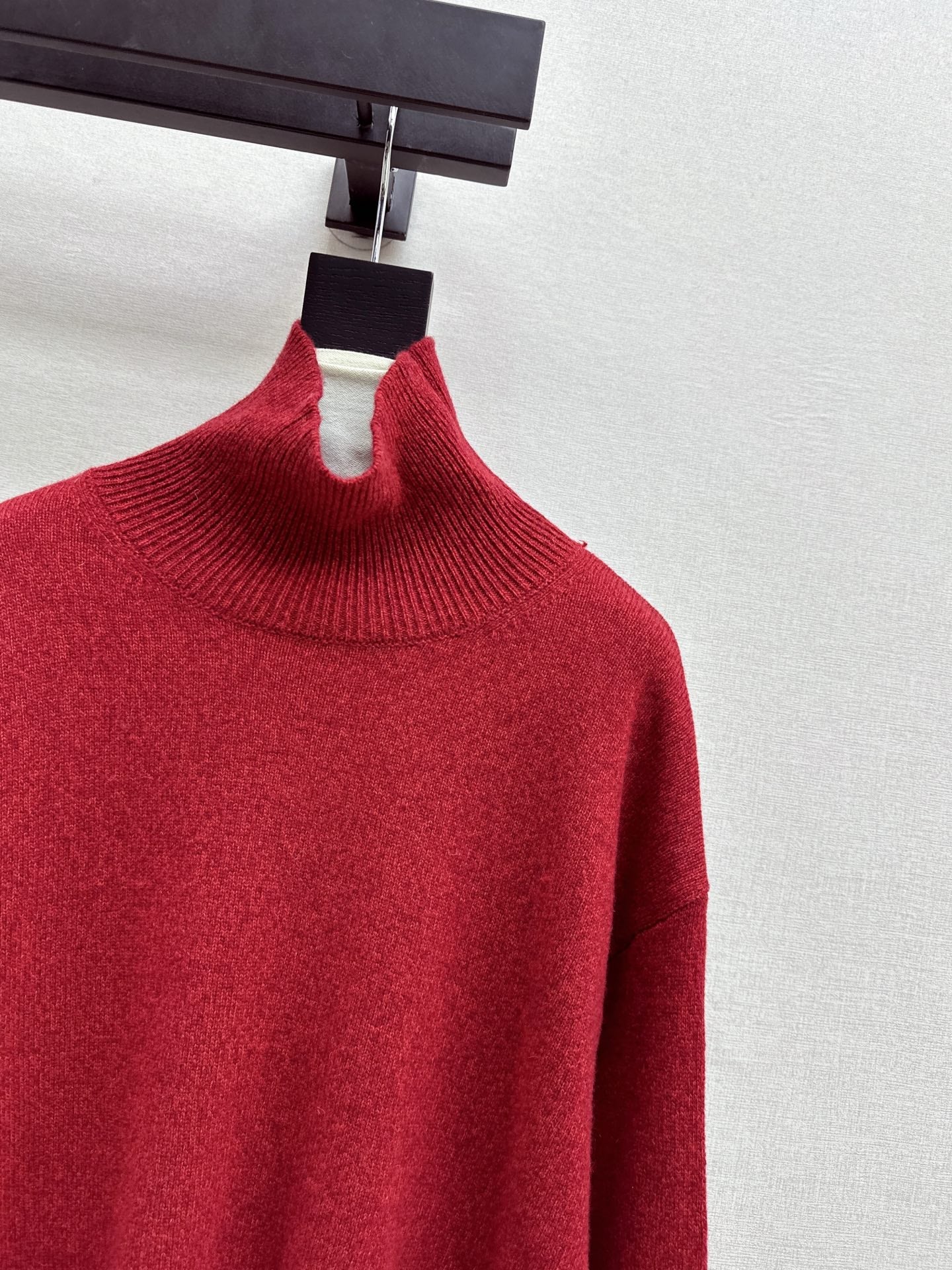 Ce1i NEW Wool sweater