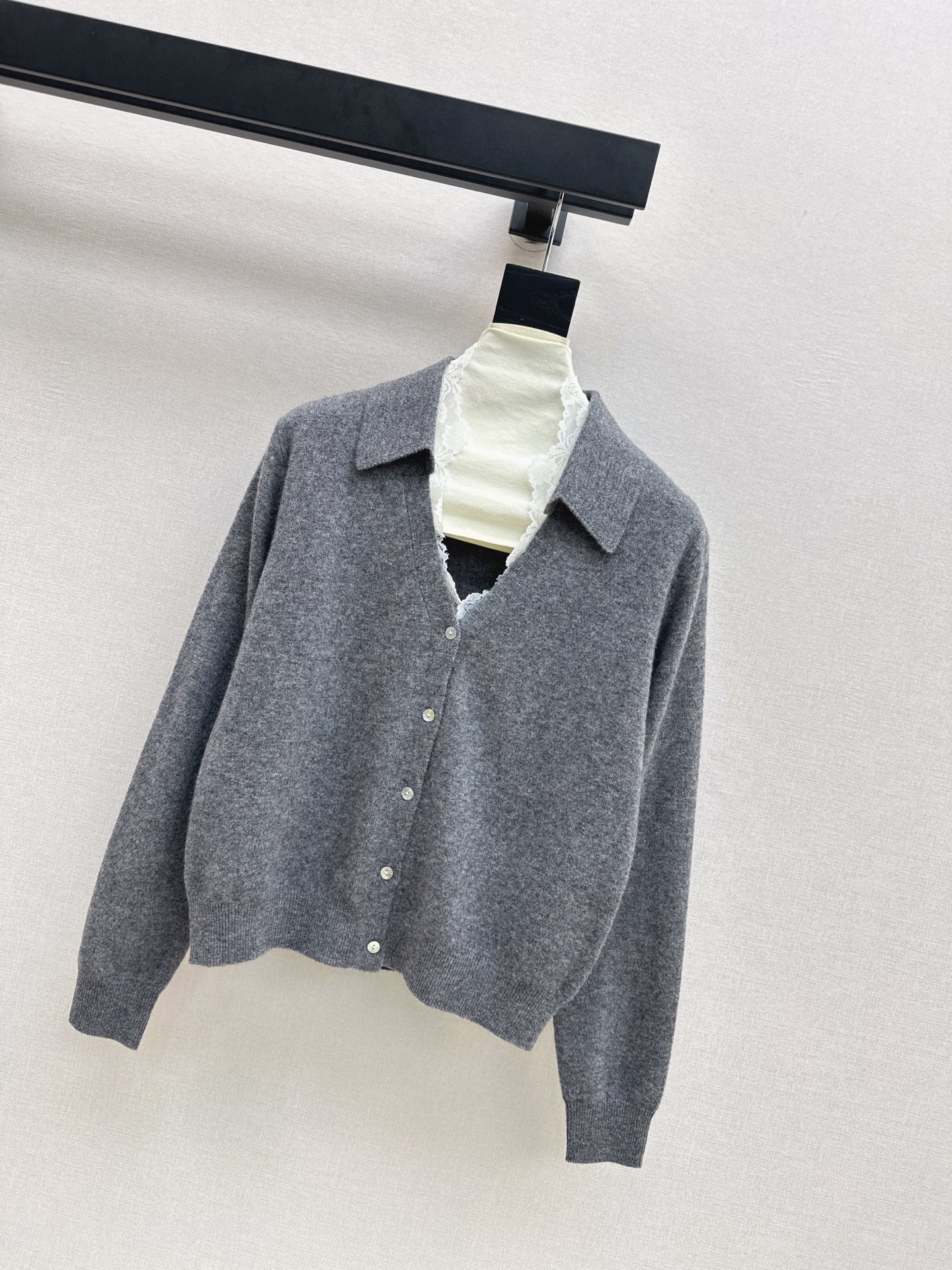 Es NEW Lace Cardigan