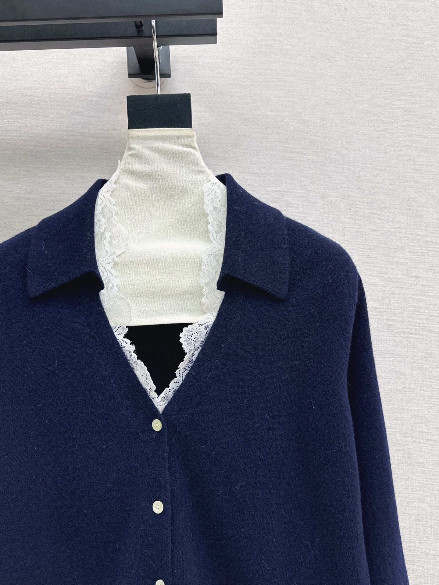 Es NEW Lace Cardigan