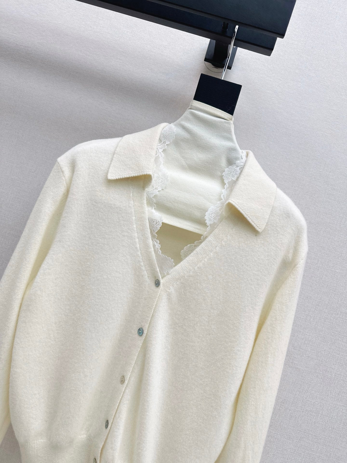 Es NEW Lace Cardigan