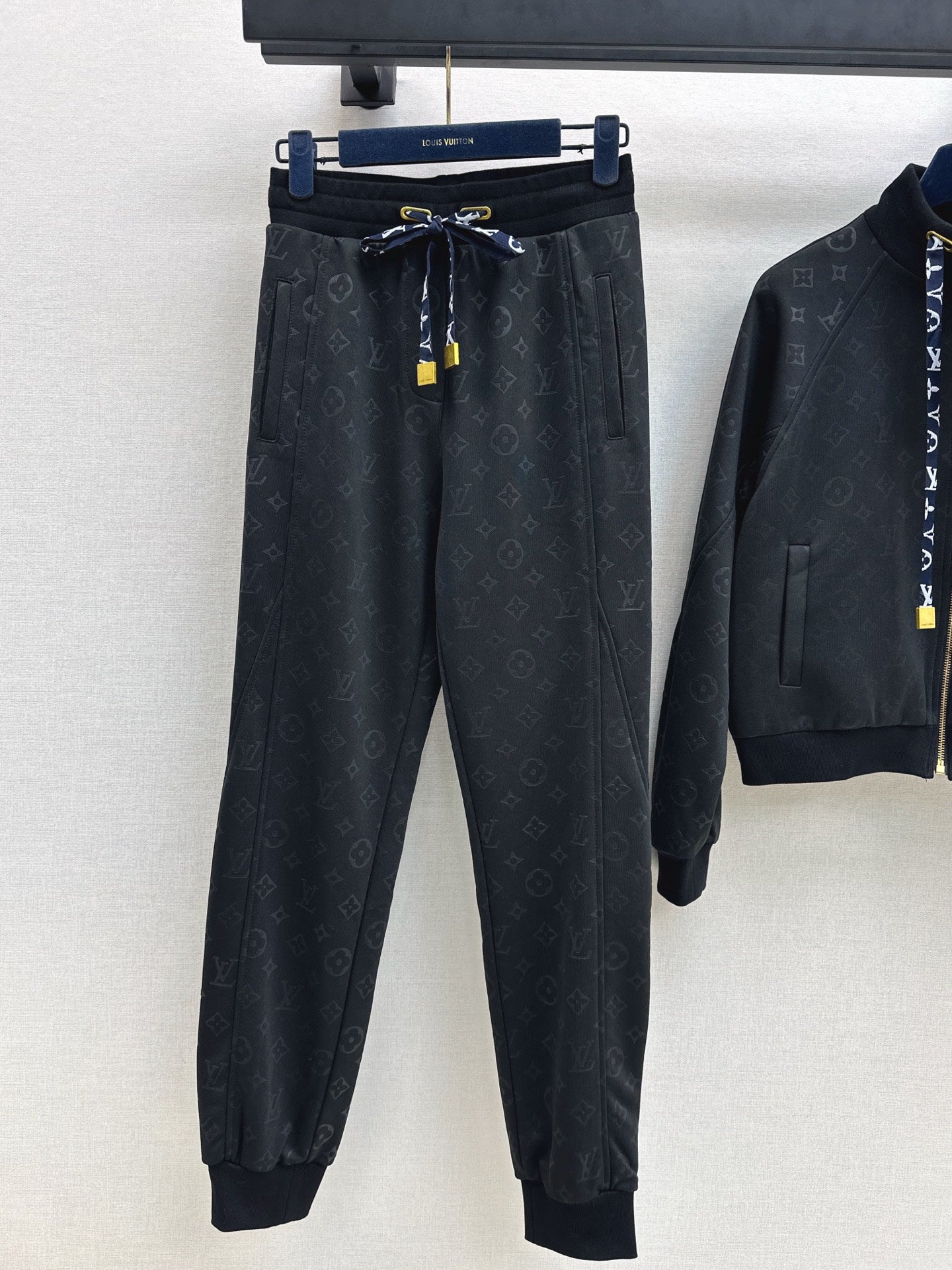 Louis NEW casual suit