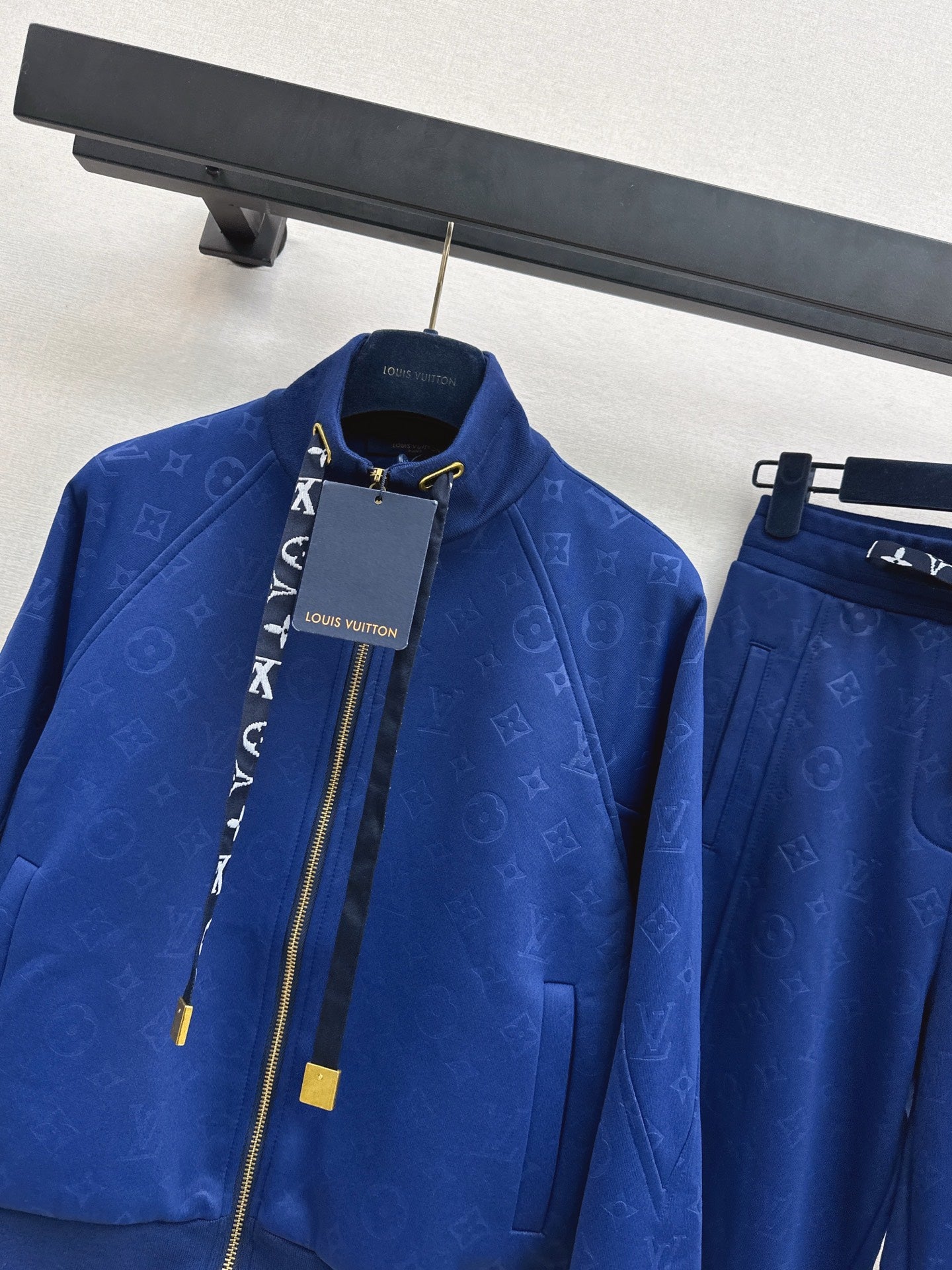 Louis NEW casual suit