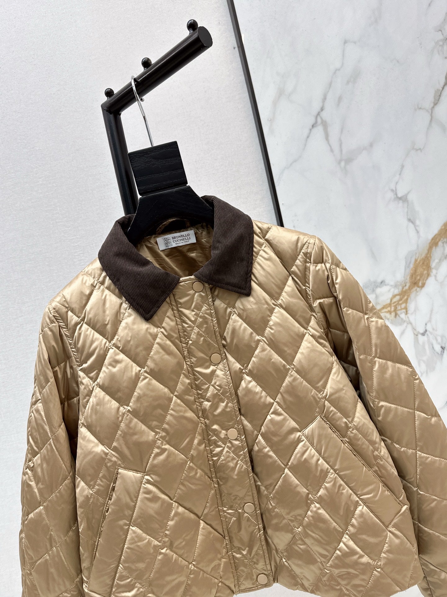 Brune NEW Down jacket