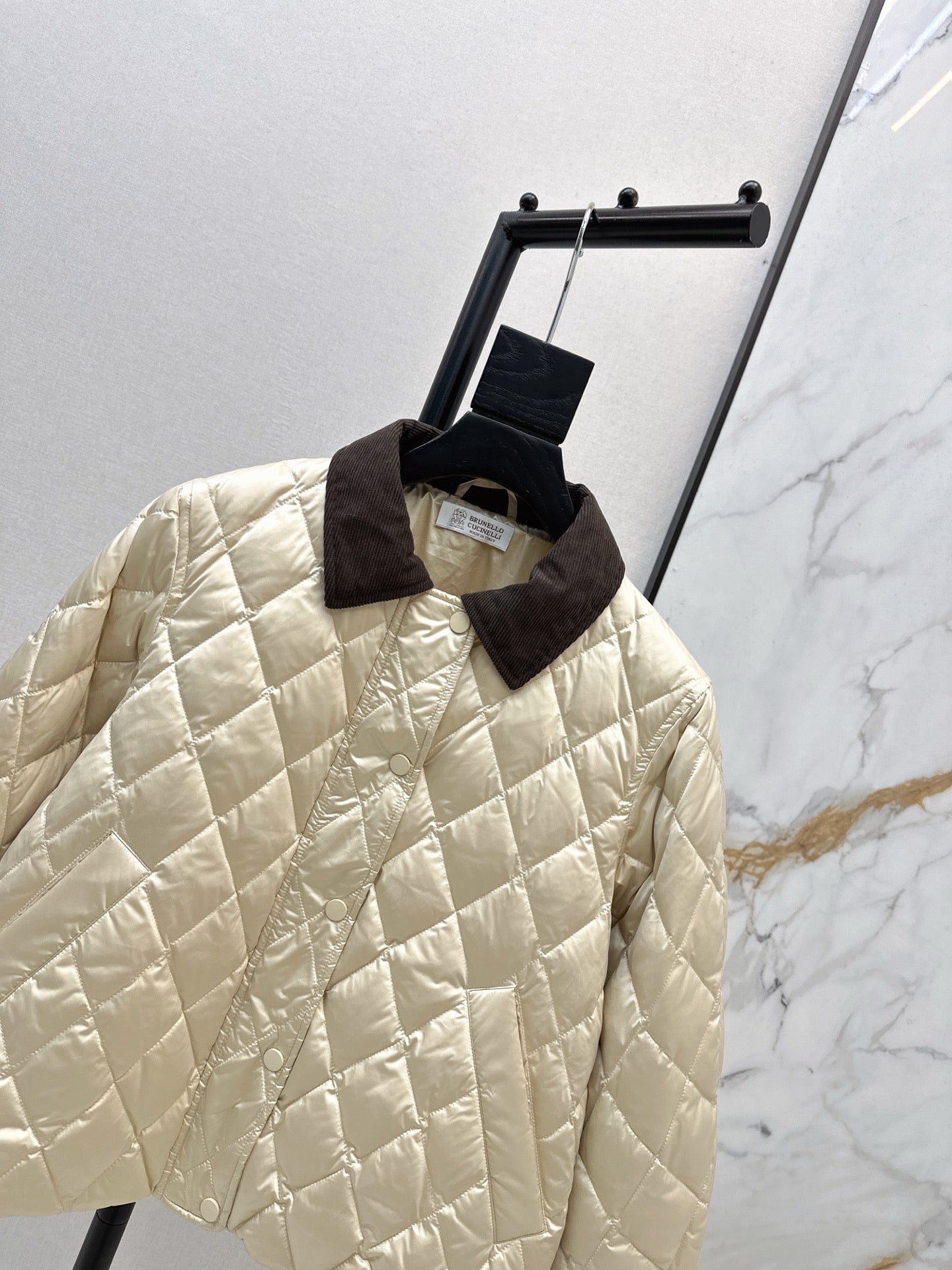 Brune NEW Down jacket