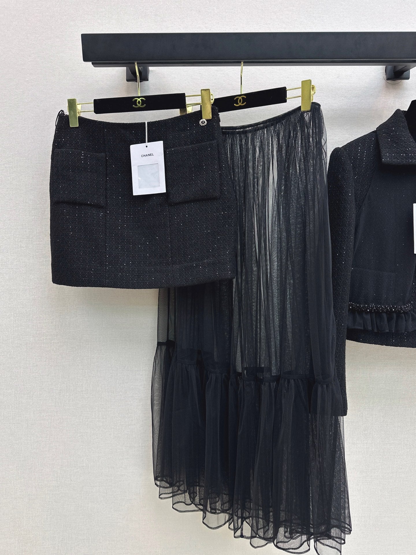 Chan NEW woven skirt and mesh skirt set