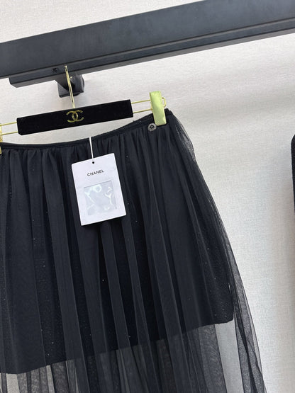 Chan NEW woven skirt and mesh skirt set