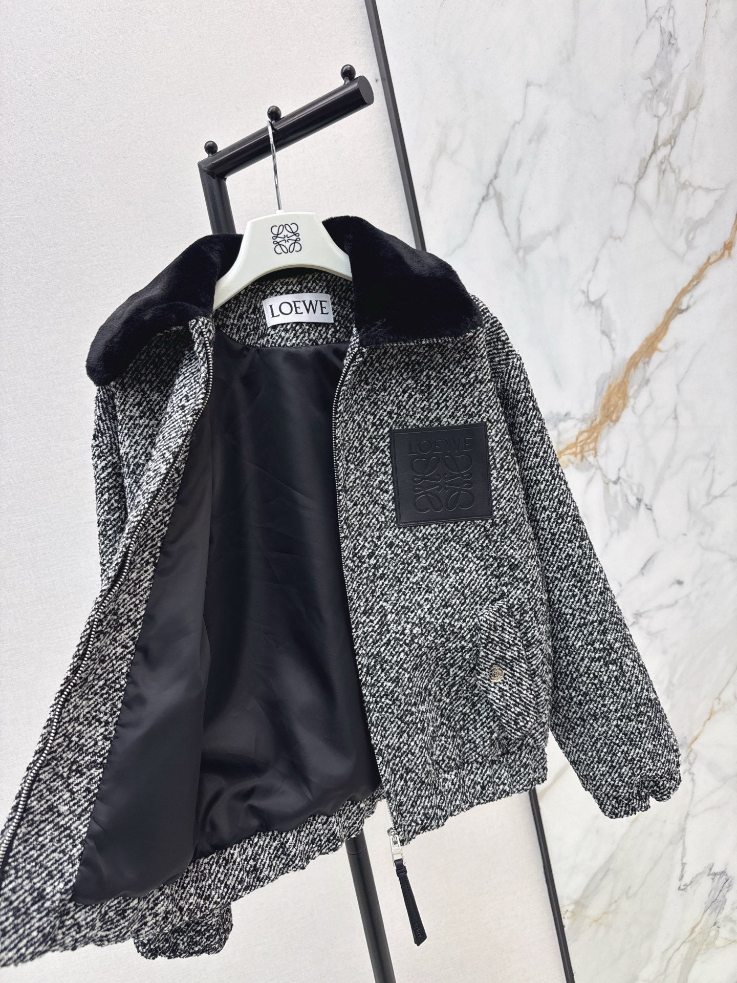 Loe NEW fur collar coat