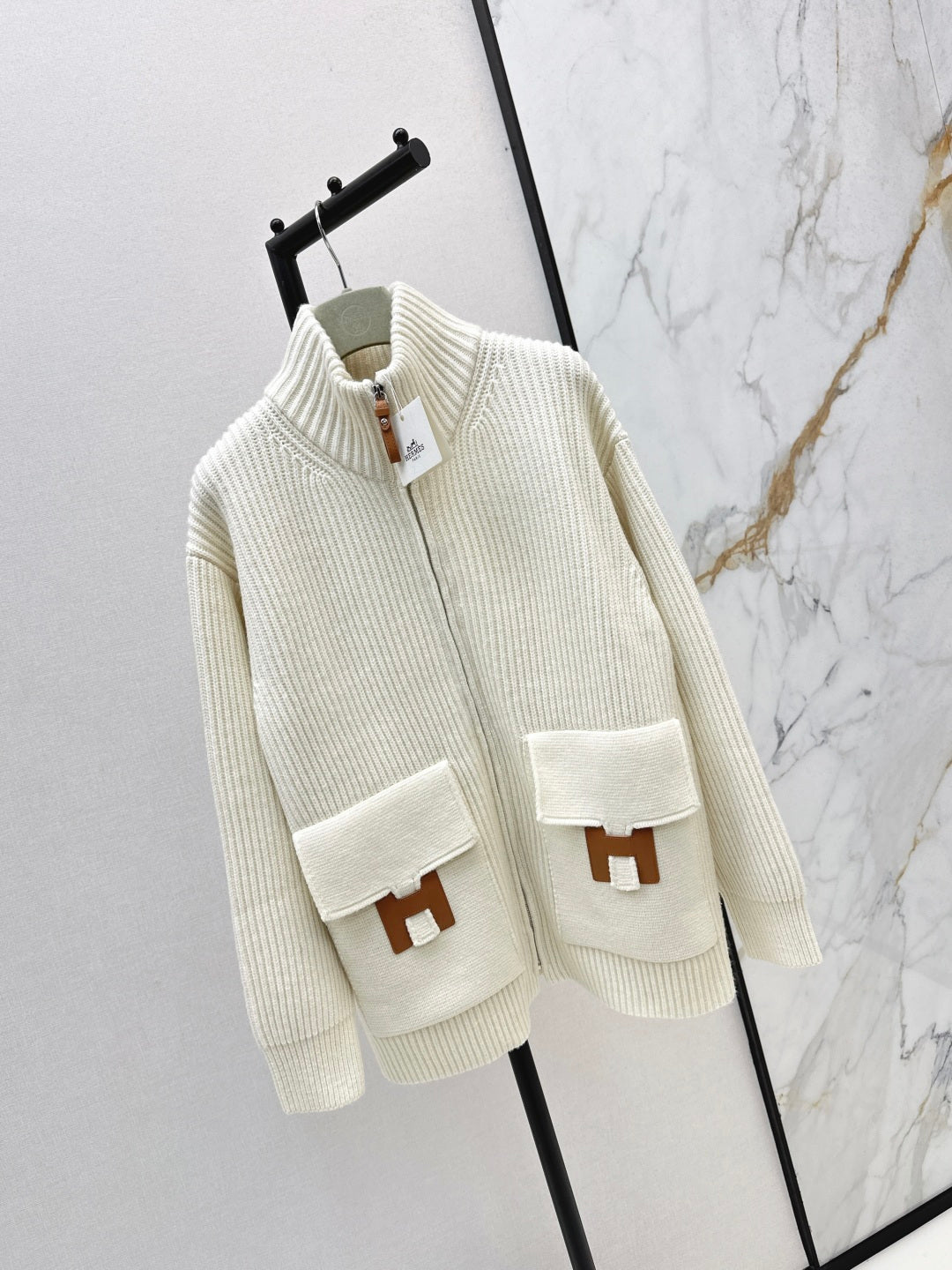 Herm 25 NEW Cashmere sweater