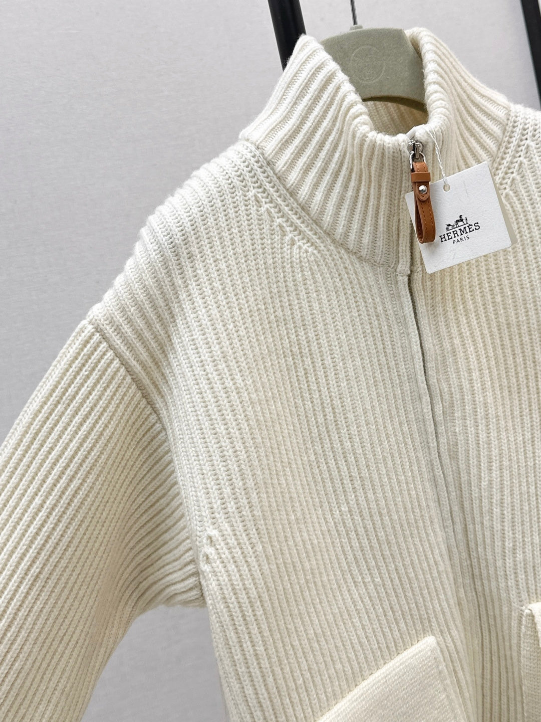 Herm 25 NEW Cashmere sweater